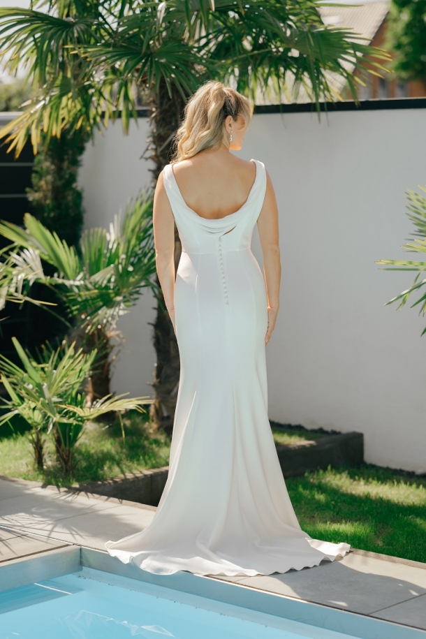 Azuree Edith back.jpg